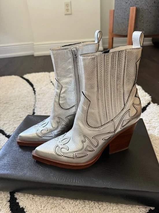 Dolce Vita Metallic Pointed Toe Western Ankle Boots - Women - Picture 7 of 7